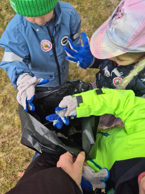 Ukliďme ČESKO 2026